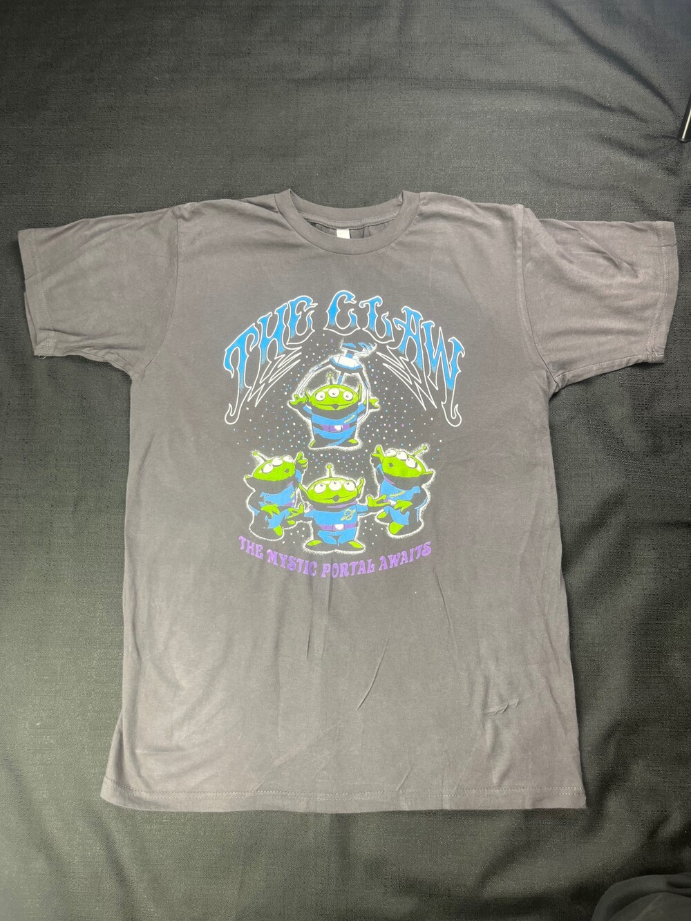 Pixar Thug Claw Large Black Short Sleeve T-shirt Alien Graphic